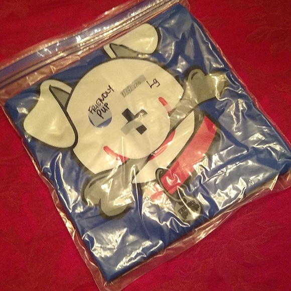 FRIENDLY PUP T-SHIRT - Picture 7 of 7